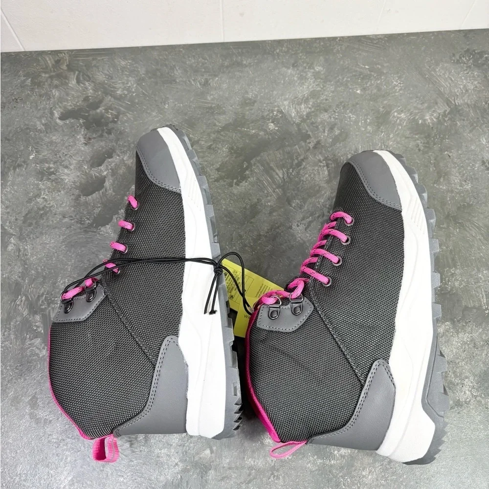 All In Motion Kids Dawson Lace-Up Winter Boots in a gray and pink size 5 new